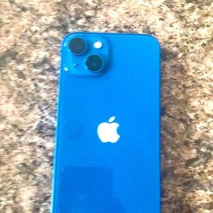 iPhone 13 blue 128gb